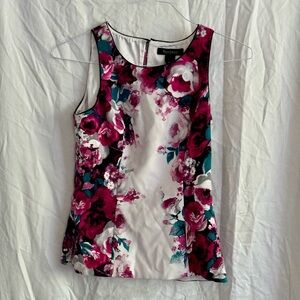 White House Black Market Floral Patterned Sleeveless Top Size 0